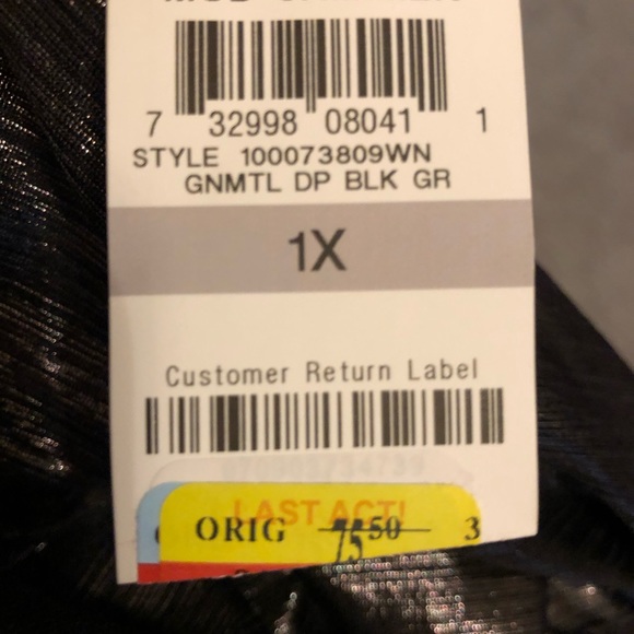 Alfani 1x NWT light weight cool shimmer top - Picture 4 of 5